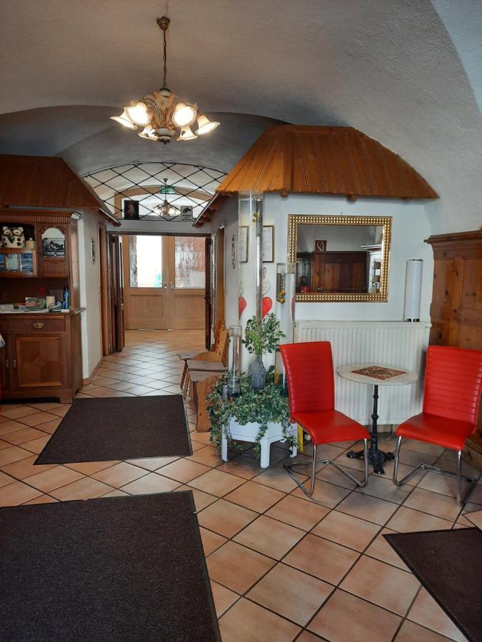 Gaestehaus Zur Post - Heritage Inn شبيتال أم بيرن المظهر الخارجي الصورة